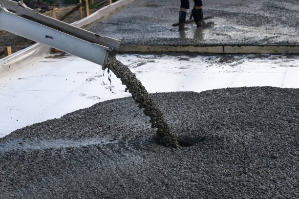 Best Concrete Walkway Installation  in East Foothills, CA